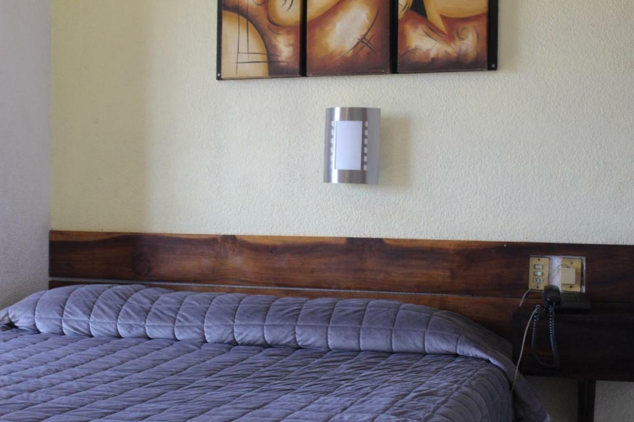 Hotel Vina Del Mar Lázaro Cárdenas Extérieur photo